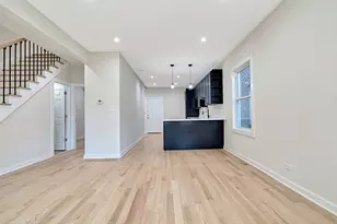 821 N Lockwood Ave, Chicago, IL 60651 - Photo 7