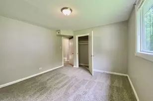 456 Tomahawk St, Park Forest, IL 60466 - Photo 19