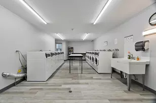 840 Wellington Ave, Elk Grove Village, IL 60007 - Photo 15