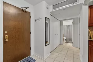 840 Wellington Ave, Elk Grove Village, IL 60007 - Photo 9