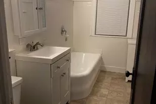 8031 S Maryland Ave, Chicago, IL 60619 - Photo 5