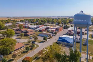 510 E Elm St, Chatsworth, IL 60921 - Photo 39