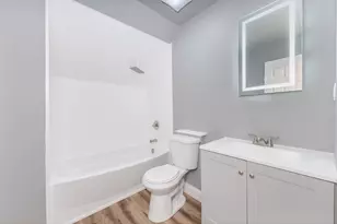 510 E Elm St, Chatsworth, IL 60921 - Photo 29