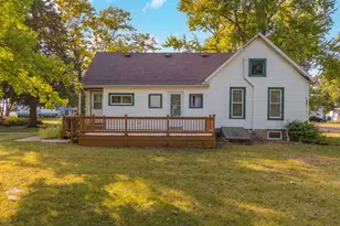 31439 2nd St, Chenoa, IL 61726 - Photo 3