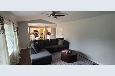 700 Susan Street, Sycamore, IL 60178 - Photo 29