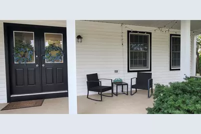 700 Susan Street, Sycamore, IL 60178 - Photo 3