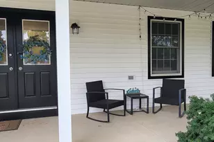 700 Susan St, Sycamore, IL 60178 - Photo 3