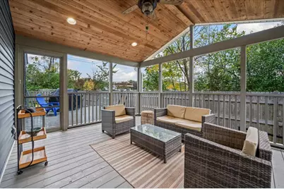 23276 N Birchwood Lane, Deerfield, IL 60015 - Photo 17