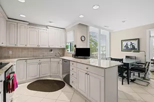 [Address not provided], Lake Forest, IL 60045 - Photo 9