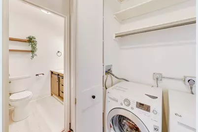 230 E Ontario Street #2305, Chicago, IL 60611 - Photo 25