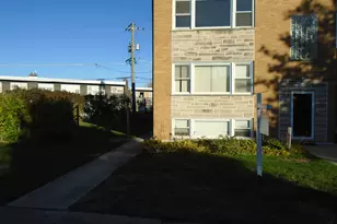 8037 N Oriole Ave, Niles, IL 60714 - Photo 1