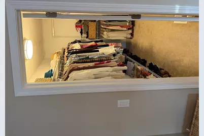 14 Newtown Drive, Buffalo Grove, IL 60089 - Photo 9