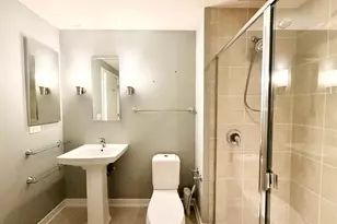 1570 Elmwood Ave, Evanston, IL 60201 - Photo 21