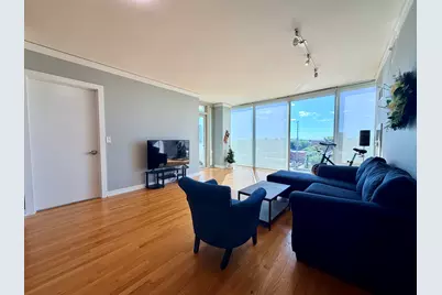 1570 Elmwood Avenue #802, Evanston, IL 60201 - Photo 13