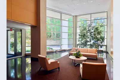 1570 Elmwood Avenue #802, Evanston, IL 60201 - Photo 5