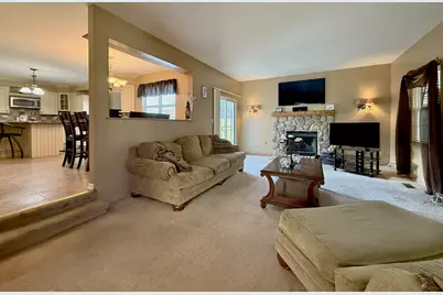 1664 Brighton Drive, Mundelein, IL 60060 - Photo 9