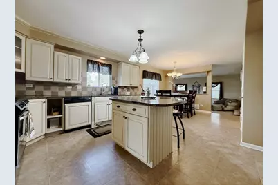 1664 Brighton Drive, Mundelein, IL 60060 - Photo 13