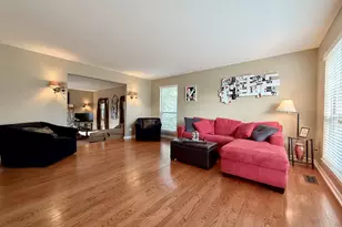 1664 Brighton Dr, Mundelein, IL 60060 - Photo 5