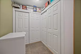 111 Evergreen Dr, Kirkland, IL 60146 - Photo 13