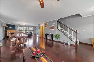 111 Evergreen Dr, Kirkland, IL 60146 - Photo 5