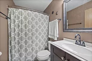 111 Evergreen Dr, Kirkland, IL 60146 - Photo 19