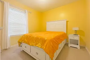 851 N Menard Ave, Chicago, IL 60651 - Photo 17