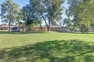 19 Brookside Ln, Bristol, IL 60512 - Photo 37