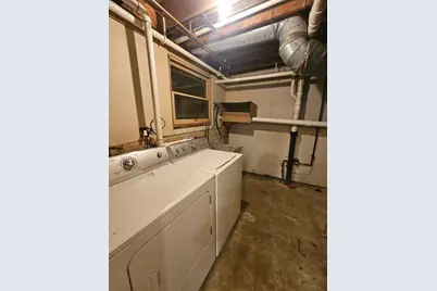 600 Hawthorne Lane, Carpentersville, IL 60110 - Photo 9