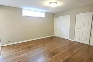 600 Hawthorne Ln, Carpentersville, IL 60110 - Photo 27