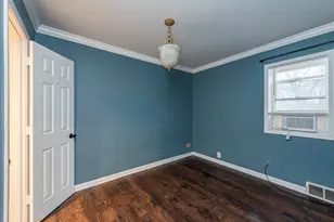 917 N Linden Ave, Waukegan, IL 60085 - Photo 23