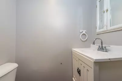 917 N Linden Avenue, Waukegan, IL 60085 - Photo 25