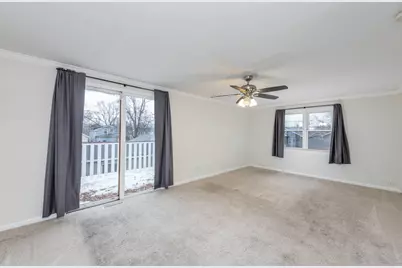 917 N Linden Avenue, Waukegan, IL 60085 - Photo 17