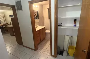 8737 S Richmond Ave, Evergreen Park, IL 60805 - Photo 9