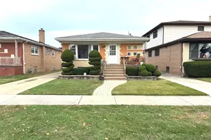 8737 S Richmond Ave, Evergreen Park, IL 60805 - Photo 1