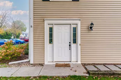 1100 Oak Valley Drive #1100, Cary, IL 60013 - Photo 3