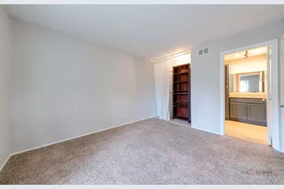 1100 Oak Valley Drive #1100, Cary, IL 60013 - Photo 25