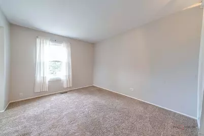 1100 Oak Valley Drive #1100, Cary, IL 60013 - Photo 23