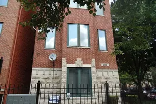 2332 W Harrison St, Chicago, IL 60612 - Photo 1