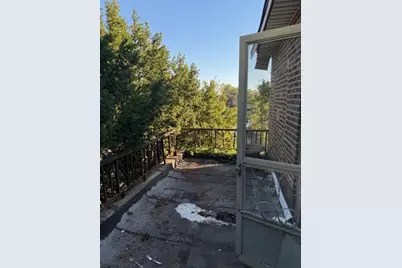 1718 S 6th Avenue, Maywood, IL 60153 - Photo 11