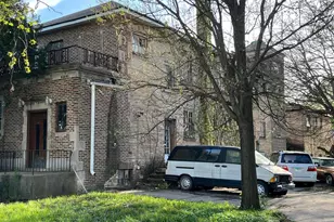 1718 S 6th Ave, Maywood, IL 60153 - Photo 1