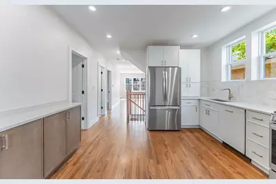 7936 W Elmgrove Drive, Elmwood Park, IL 60707 - Photo 9