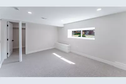 7936 W Elmgrove Drive, Elmwood Park, IL 60707 - Photo 35