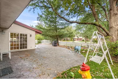 823 S Salem Drive, Schaumburg, IL 60193 - Photo 31