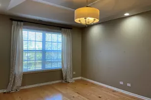 5611 Wildspring Dr, Lake in the Hills, IL 60156 - Photo 15