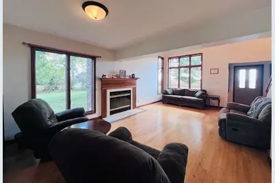7705 Lakewood Road, Wedron, IL 61882 - Photo 9
