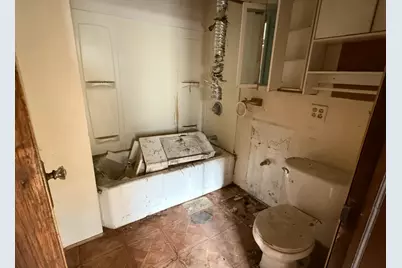 28 156th Street, Calumet City, IL 60409 - Photo 7