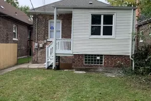 9351 S Manistee Ave, Chicago, IL 60617 - Photo 23