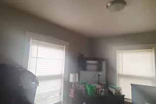 9351 S Manistee Ave, Chicago, IL 60617 - Photo 7