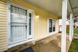 19423 Hickory Pl, Country Club Hills, IL 60478 - Photo 3