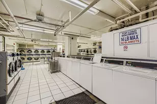 655 W Irving Park Rd, Chicago, IL 60613 - Photo 17